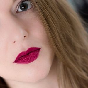 3/$40 item!! Pop Lip Matte Powder Fuchsia Pop